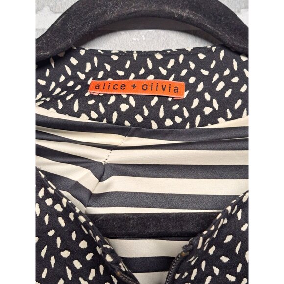 Alice & Olivia Womens Chettah Print White and Black Crop Jacket Size Small - Picture 4 of 9